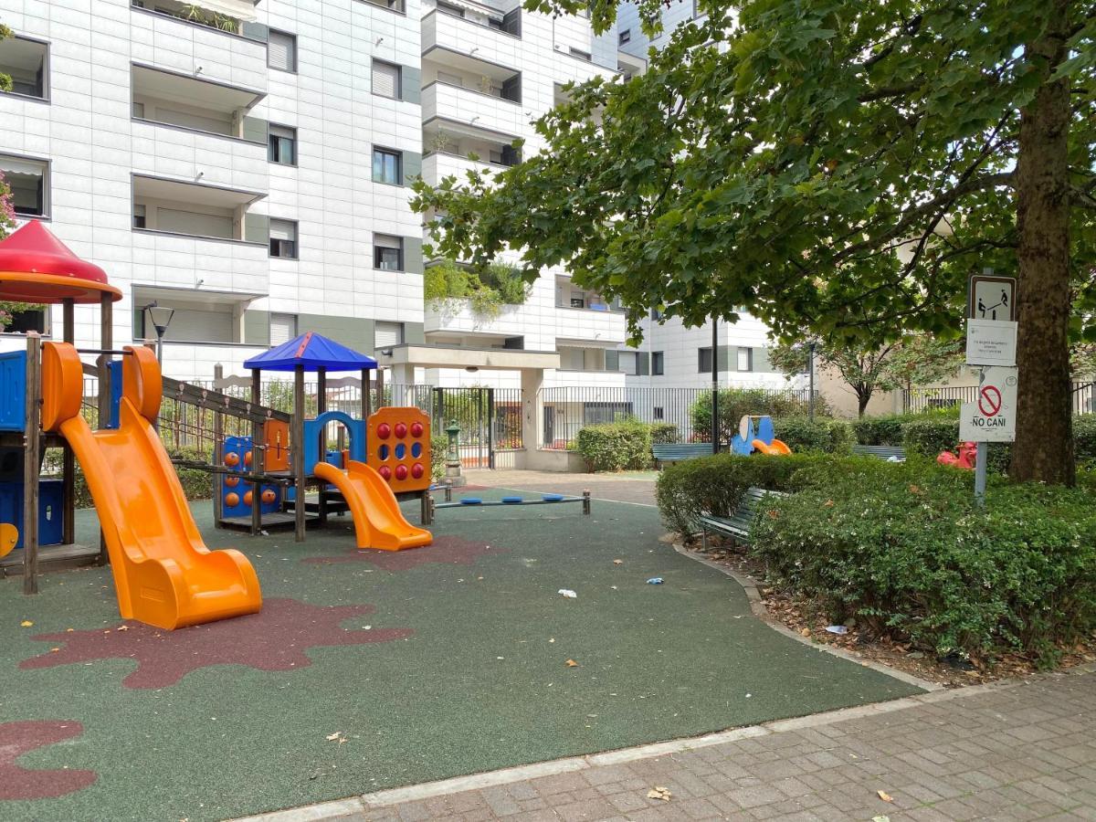 Appartamento Sulla Metro 3 Gialla Maciachini Mailand Exterior foto