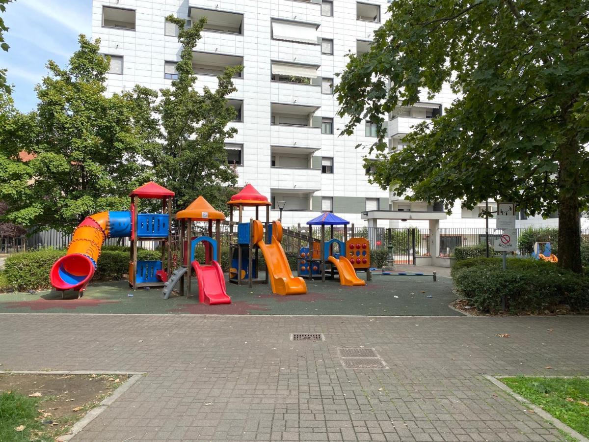 Appartamento Sulla Metro 3 Gialla Maciachini Mailand Exterior foto