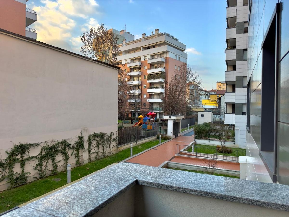 Appartamento Sulla Metro 3 Gialla Maciachini Mailand Exterior foto